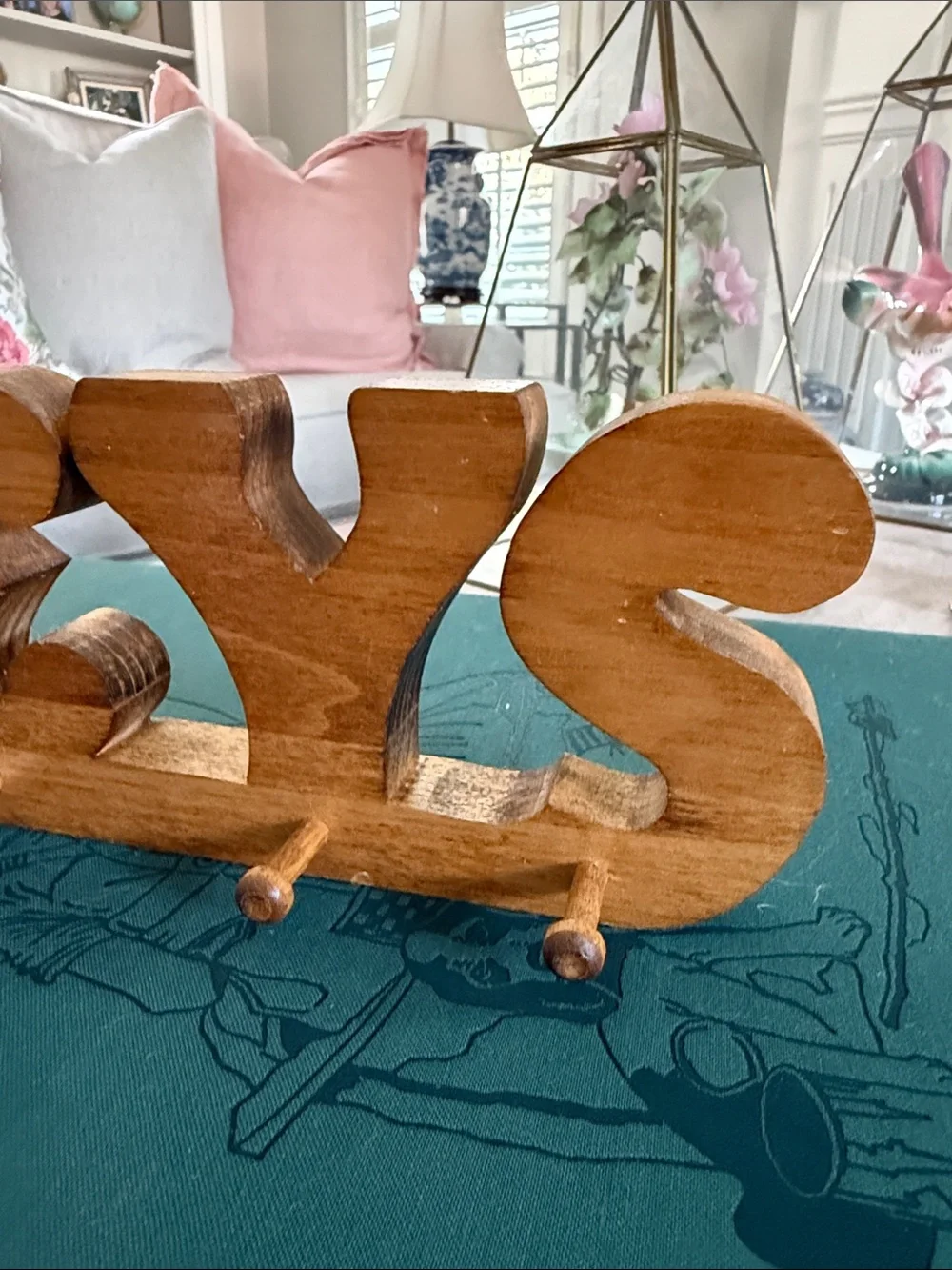 Vintage Wooden Keys Holder wall hanger